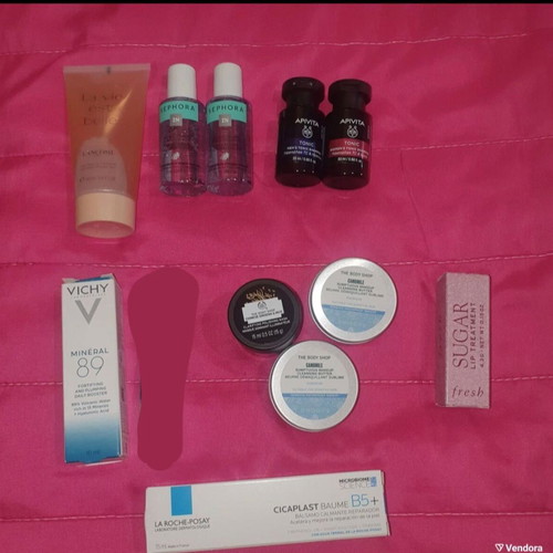 Skincare set 10 minis and 1 full size new