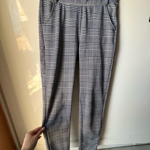 Checked women's pants used, size M/L, grey and white