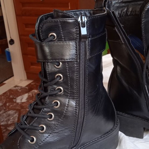 Ankle boots used, size 37, black, decorative laces