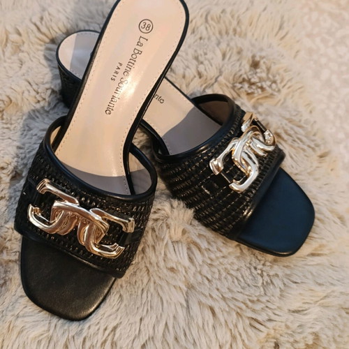 Mule La Bottine Souriante new, black with wicker design and low heel