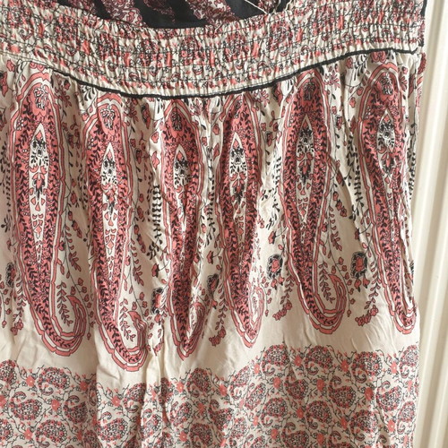 Maxi cotton dress like new, size medium, with paisley pattern