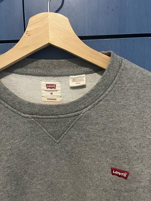 Levi's тениска! Като нова!