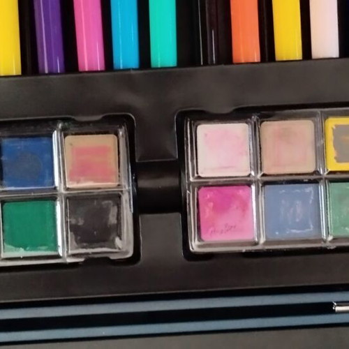 Painting set with case and drawing pad used