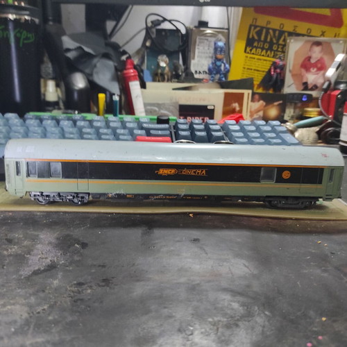 Lima trains model wagons like new, various designs