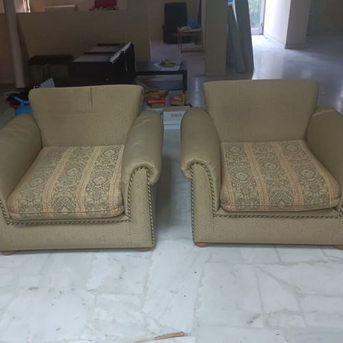 Set of 2 comfortable armchairs in olive/beige, like new