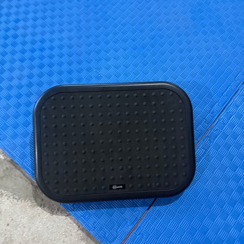 Footrest for office, like new
