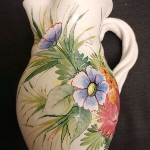Italian pitcher used with hand-painted design 18x16cm