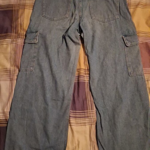 Bershka cargo pants, size 42, blue