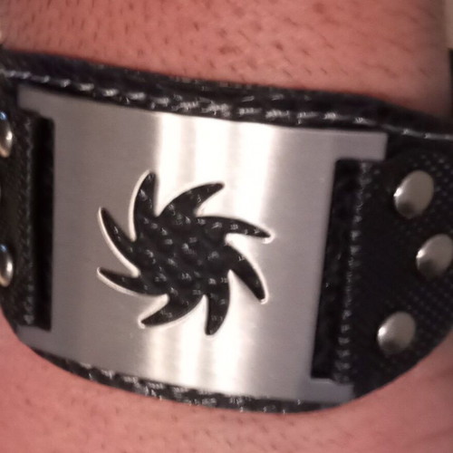Leather Unisex bracelet black with design like new