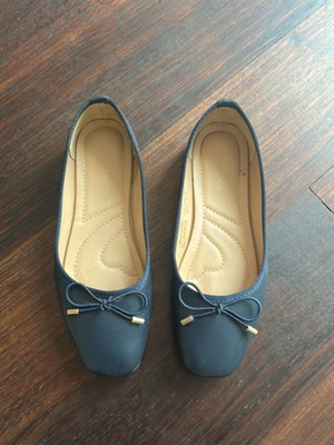 Ballerinas size 37 used, blue with bow, vegan leather