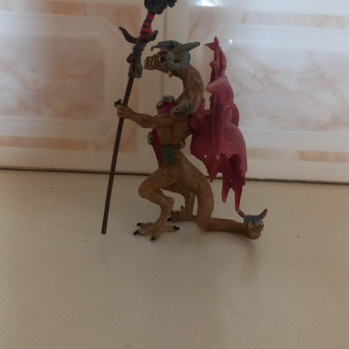 Plastoy Red Magic Dragon Action Figure like new