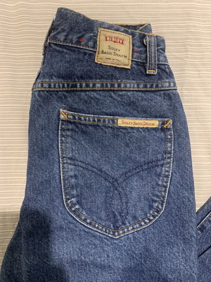Sisley women's jeans like new, size no28, blue