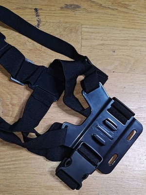 Chest mount harness like new for action cameras