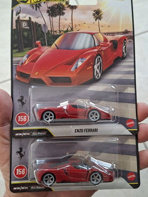 Hot Wheels Premium Boulevard #156 Enzo Ferrari μεταλλικά αυτοκίνητα, σετ 2