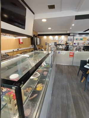 Multiservice shop 3-in-1 (burger, creperie, cafe) in Marousi, fully equipped