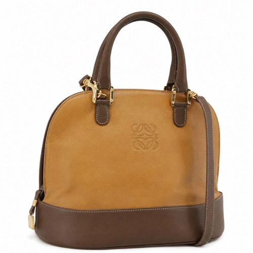 Loewe Vintage Amazona Handbag used, brown leather with shoulder strap