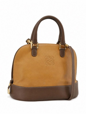 Loewe Vintage Amazona Handbag used, brown leather with shoulder strap