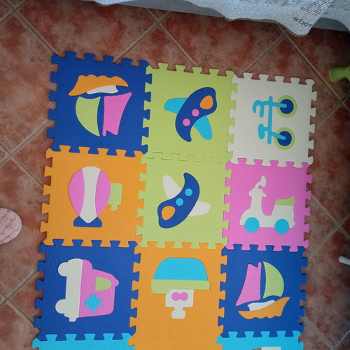 Baby floor puzzle like new, 9 or 15 pieces