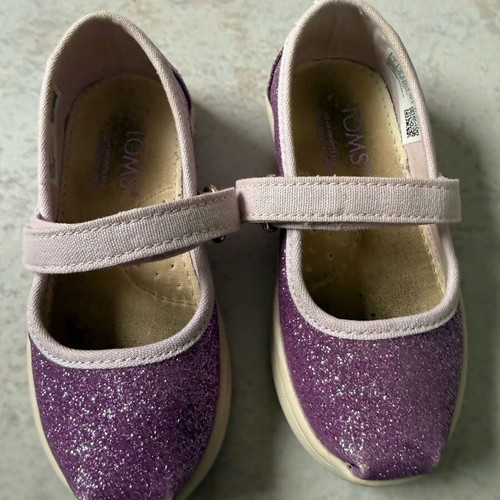 Toms ballet flats used with glitter size 23.5 pink
