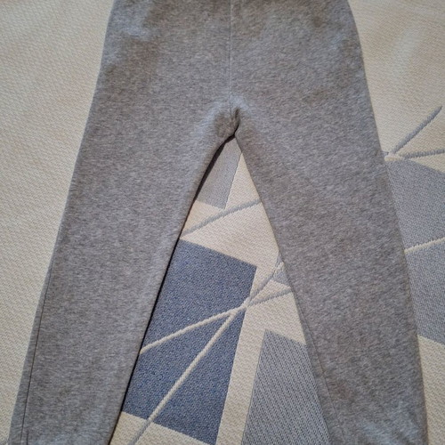 H&M Kids' Sweatpants used, gray, size 6-7 years