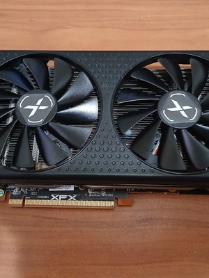 XFX RX 6600 8GB κάρτα γραφικών σαν καινούργιο, undervolted, για ελαφρύ gaming