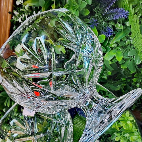 Vintage crystal dessert bowls like new