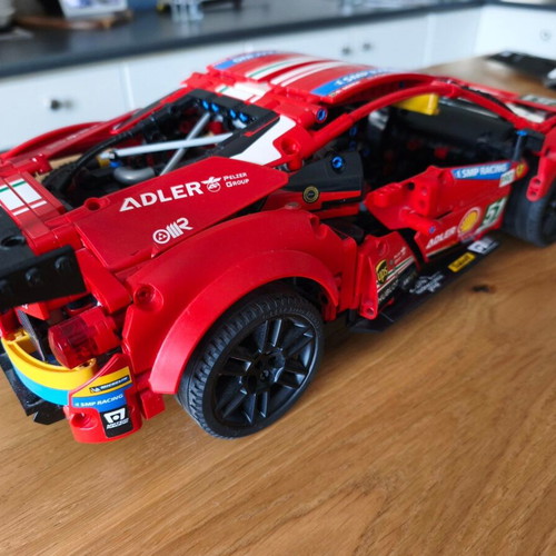 Ferrari 488 GTE Lego Technic 42125 like new with box and instructions