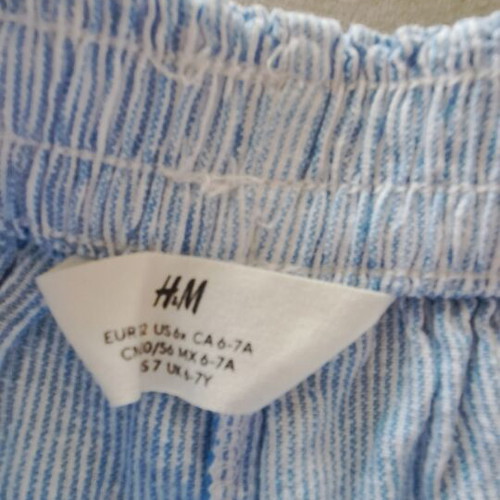 H&M Blue and White Striped Linen-Blend Shorts size 6-7 years like new