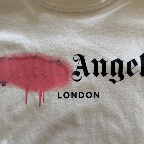 Palm Angels Spray Logo tee size Medium like new, white pink
