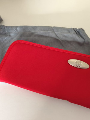 Tupperware large wallet new
