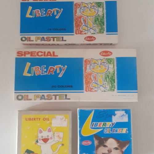 Liberty Oil Pastels from the 80s new