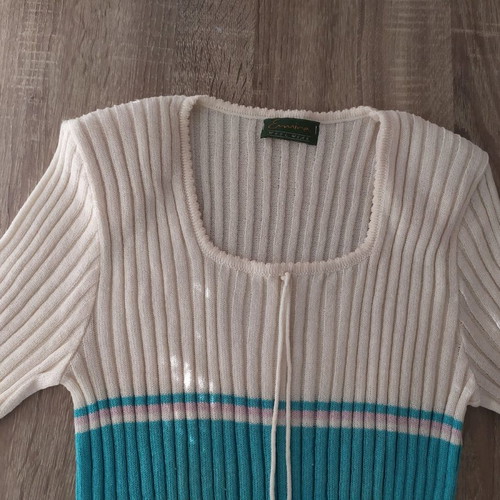 Wool Wear women's blouse used with shoulder pads, one size