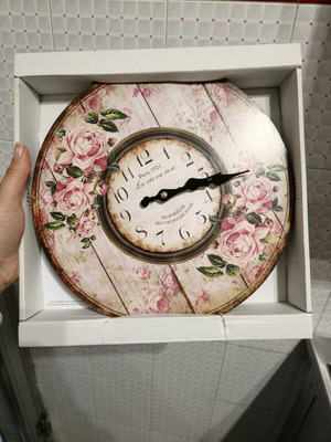 Vicko wall clock new, analog, in original box