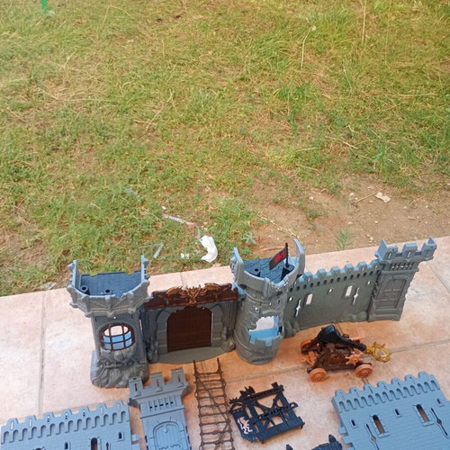 Chap Mei Castle with Catapult used