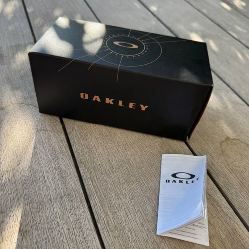 Oakley Radar EV Path sunglasses like new, multicolor