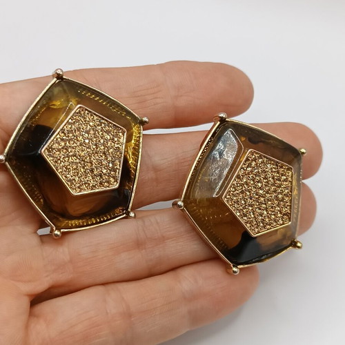 Uterqüe vintage gold geometric statement clip-on earrings used