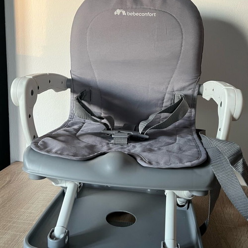 Bebe Confort feeding chair used, portable with 3 height positions