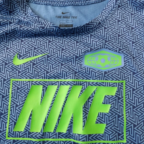 Children's football jersey like new for ages 8-10