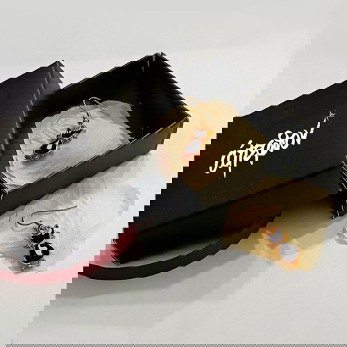 Χειροποίητα σκουλαρίκια γάτα ασπρόμαυρη καινούργια, υποαλλεργικά