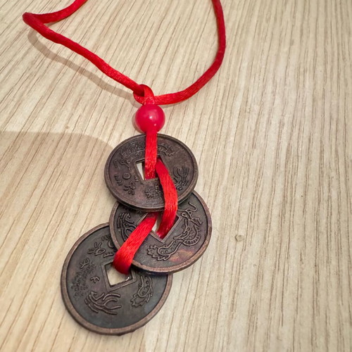 Chinese lucky coins set of three like new