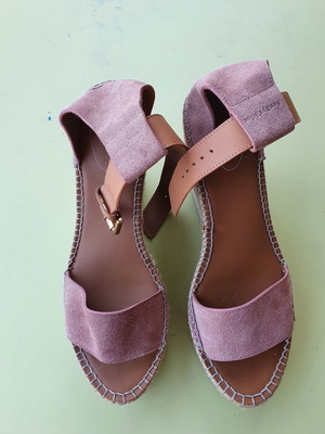 Chloe heel unworn, size 40