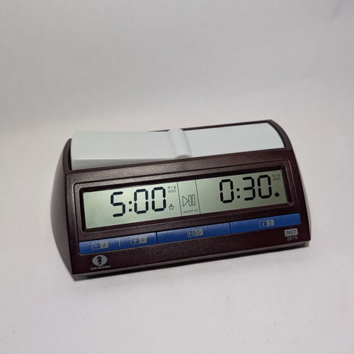 DGT 2010 digital chess clock like new