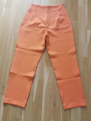 Decoro fabric pants orange like new, size S