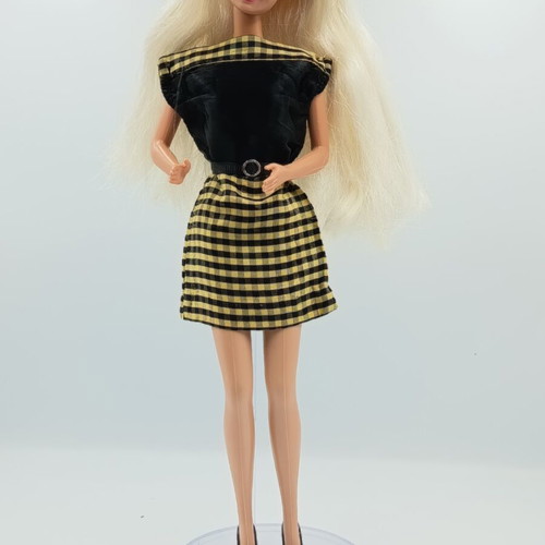 Dress with belt and shoes for fashion dolls used