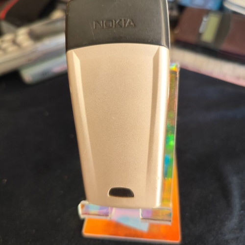 Nokia 6510 vintage mobile phone, gold