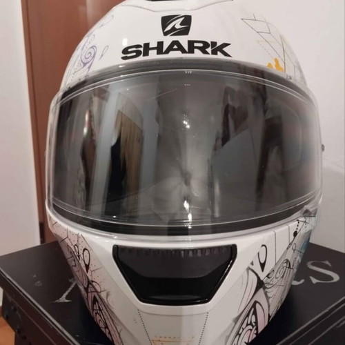 D-Skwal women's motorcycle helmet like new, size S, full face