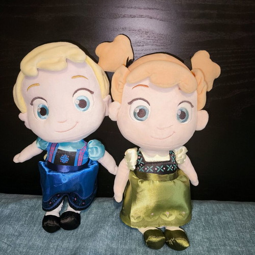 Elsa & Anna Frozen Disney Princess dolls set like new