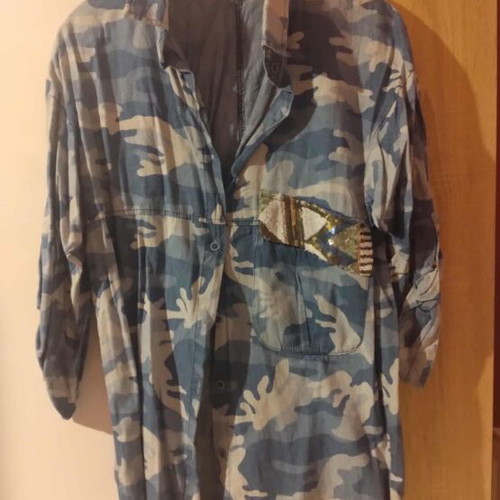 Pink Woman women's shirt like new, size L, green