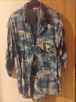 Pink Woman women's shirt like new, size L, green