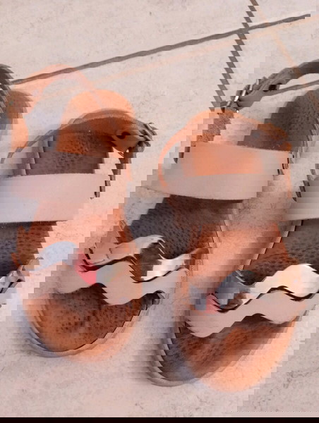 σανδάλια για κορίτσια